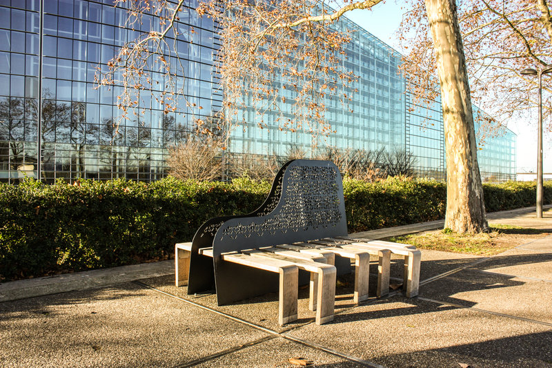 Flowers Bench